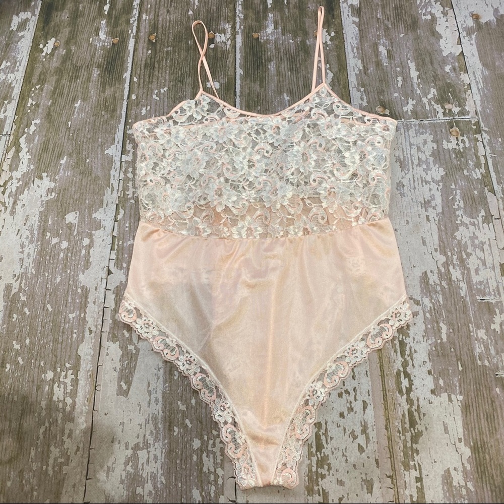 Vintage Lace Romantic Traditions Lingerie Bodysuit